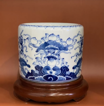 Hướng dẫn chọn bát hương phù hợp bàn thờ